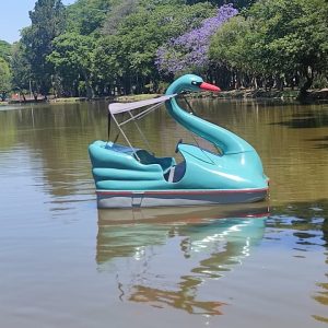 Pedalinho Cisne com capota retrátil Duty do Brasil